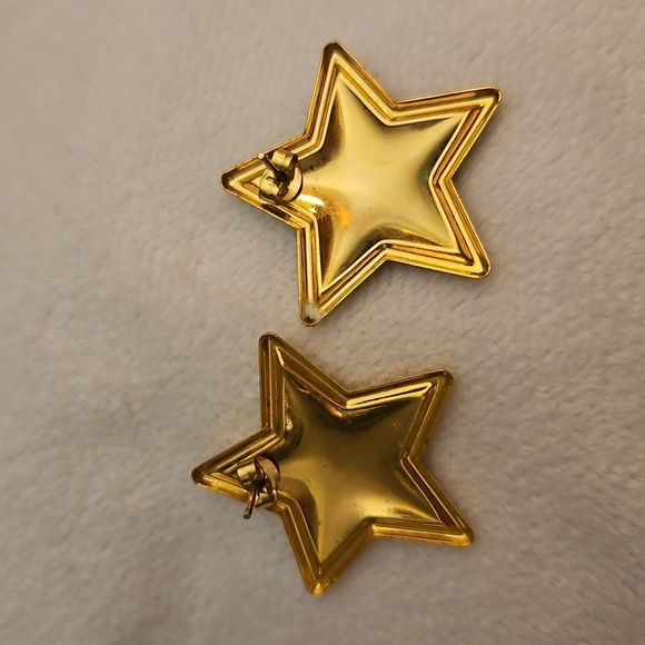 Vintage 1980s Gold and Black Metal Star Baddie Earrings - Picture 5 of 5